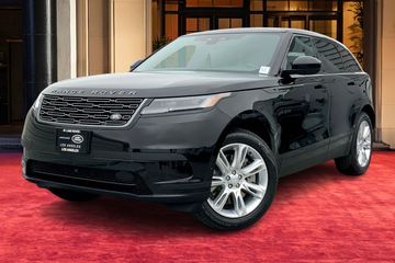 ランドローバー RANGE ROVER VELAR Explore the Unique Range Rover Velar | Range Rover | Land